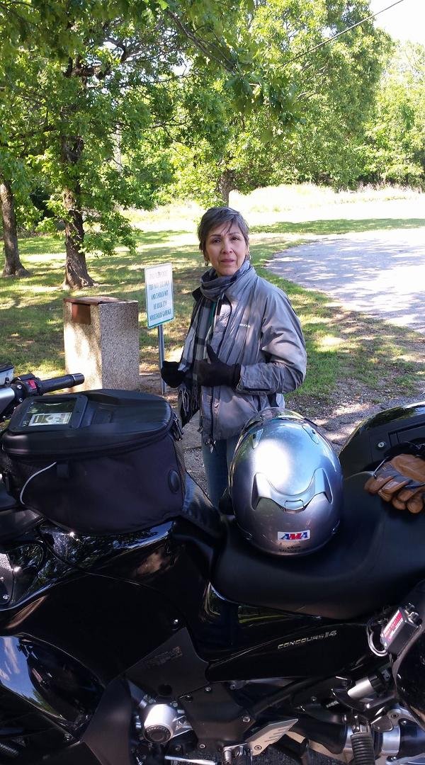 Finally in Arkansas. It's motorcycle heaven up here. Taking a break before heading up to Fayetteville. There are so many bikes on this hwy. Highway 71. Maria is chillaxed.