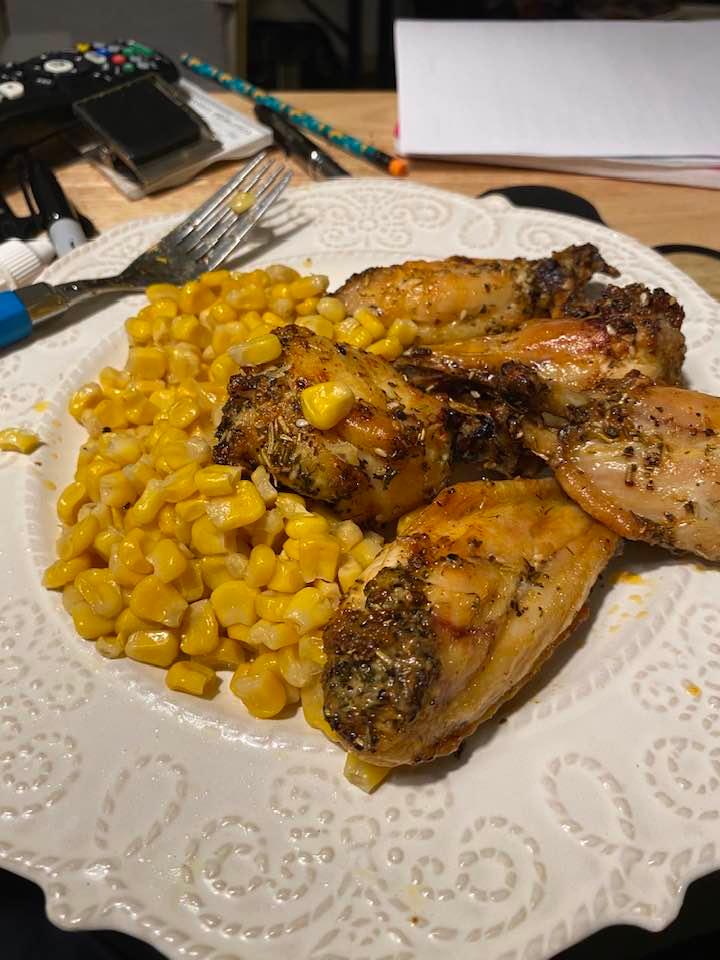 Thawed out some Wings tonight.
Seasoned them with almost everything I had in a cabinet, except salt. Tossed them in a bowl with i tea spoon of Olive Oil. Prior to freezing, I split the wings and saved the end piece, no, th