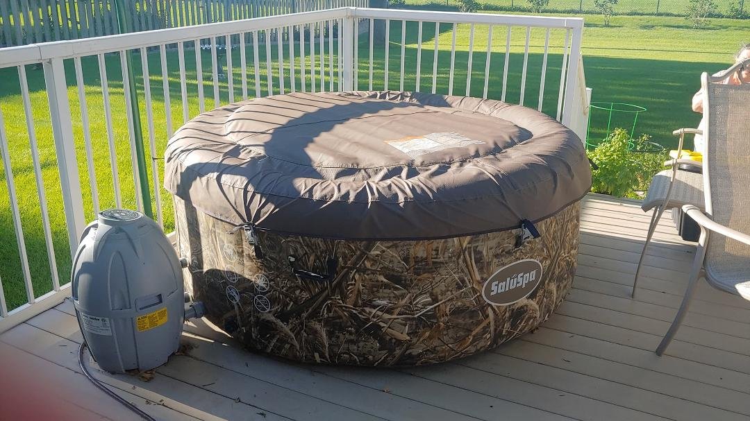 Free hot tub to the first person to come and get it! It is a blow up tub so easy to deflate and move. COMPACT! Message me for address. Emptying it right now!