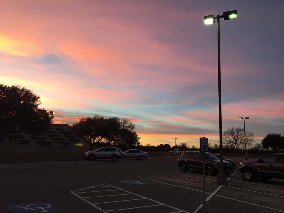 What a beautiful sky this evening.