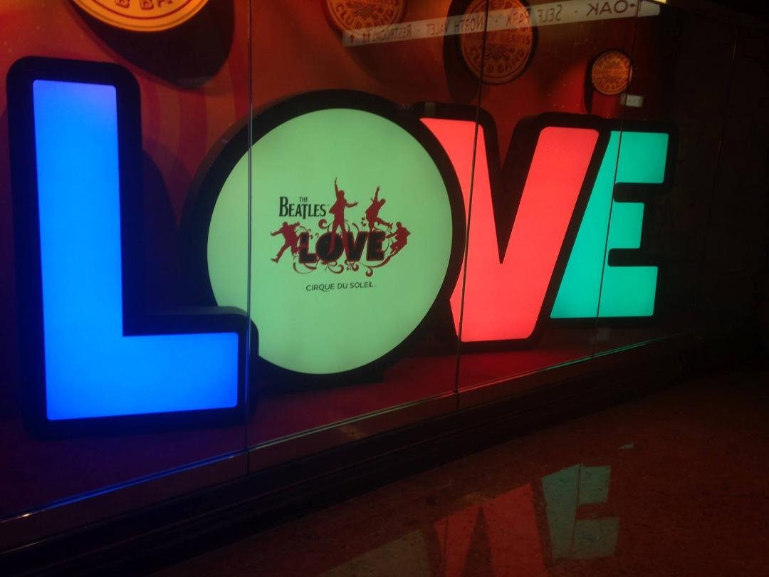 Vegas ! I LOVE this place!!!