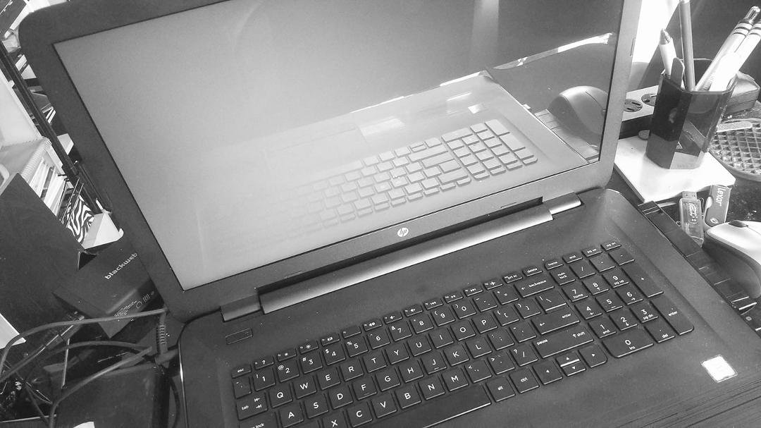 7 days. 7 black and white photos of my life. No people. No explanations. Challenge someone new everyday. This is my Day 6 - Nominated by Patty Trevett
I challenge  Cheri Prent-Janas