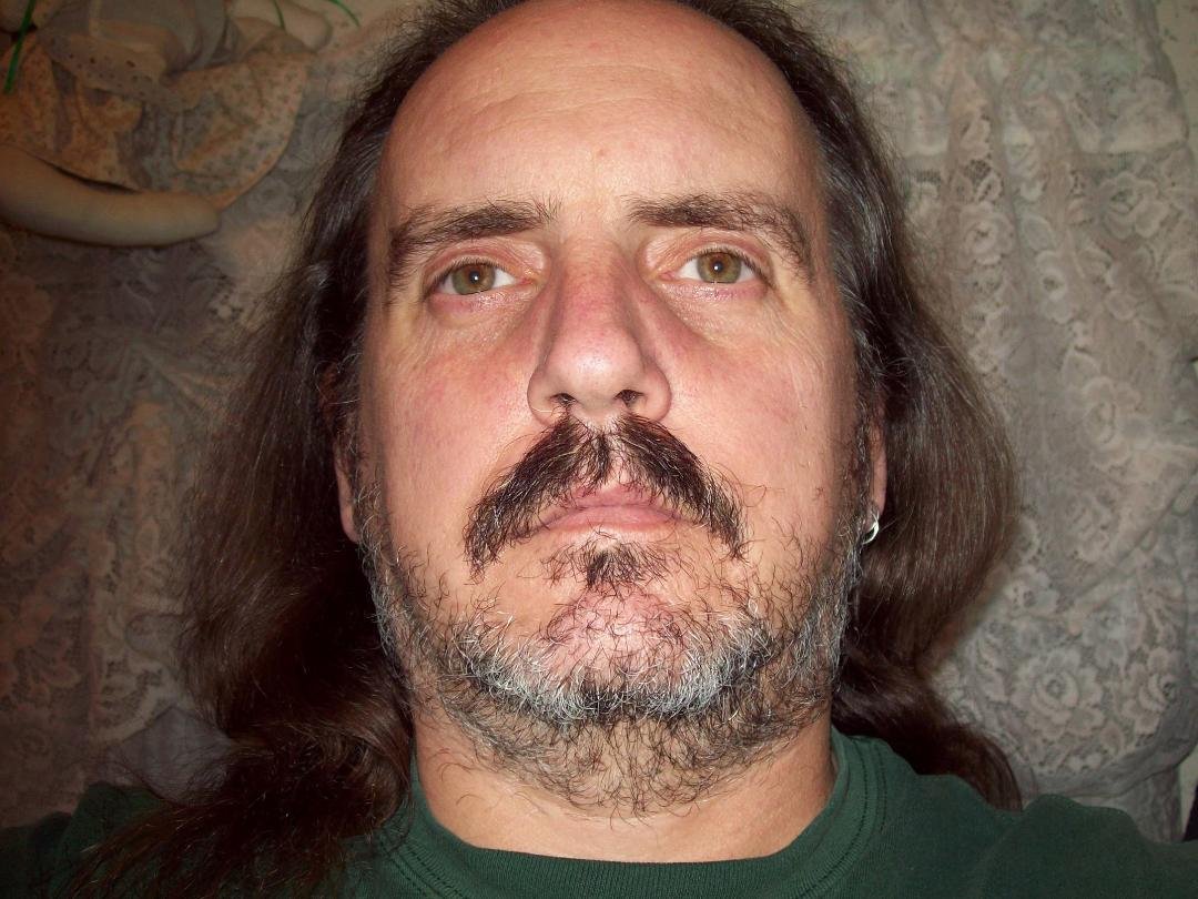After a 'No Shave November', I think that I will wait until my hair matches the beard before I try again.