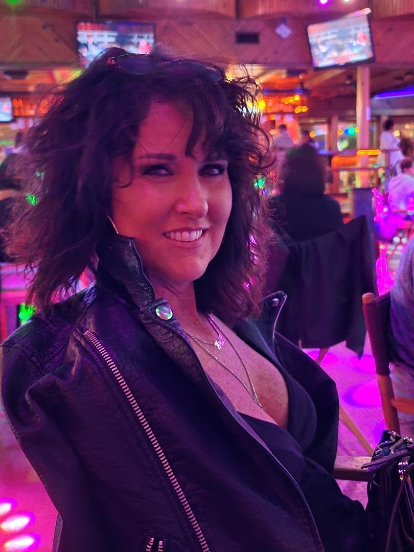 My baby still smoking hot married 15 plus years