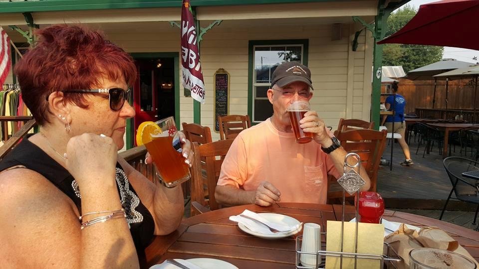 Time for a beer, where to go? I know let's go to Joesph.
