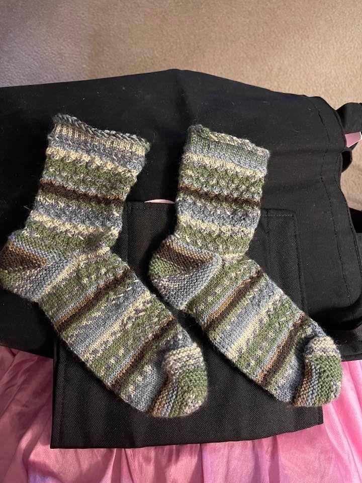 Fresh off the needles……next…..blocking