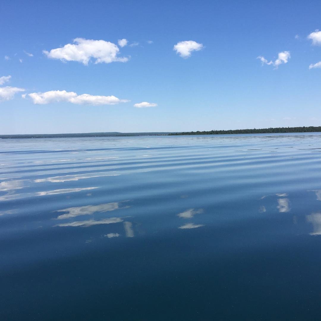 Nice calm day on the water in Hessel.