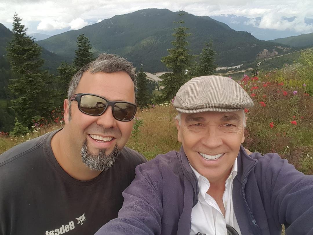 4x4ing up Hemlock to the 5000 ft top. Lots of great fun with my son Mike.