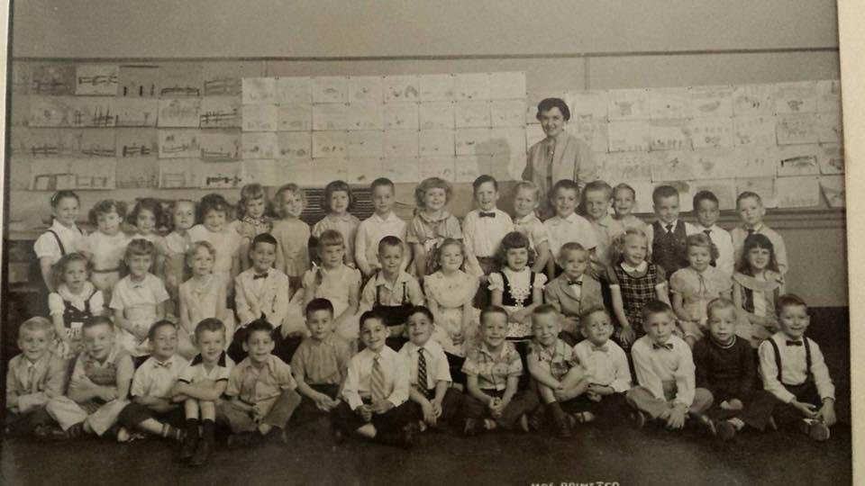 Mrs. Brinster’s kindergarten, Oakland NJ, 1956-57. I’m bottom row, sixth from right.