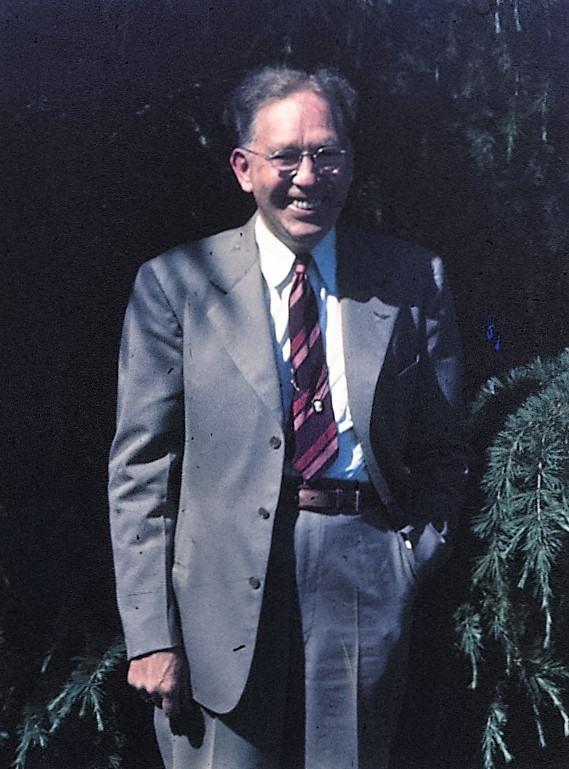 My mom's dad, F. Forrest Soper was born on November 22, 1885, in Orland, Maine, 140 years ago. At 25, he served in the military as a Pvt 1st cl. during WW1. At 32, he was employed by the Warren Clock Co. of Ashland, Mass. a