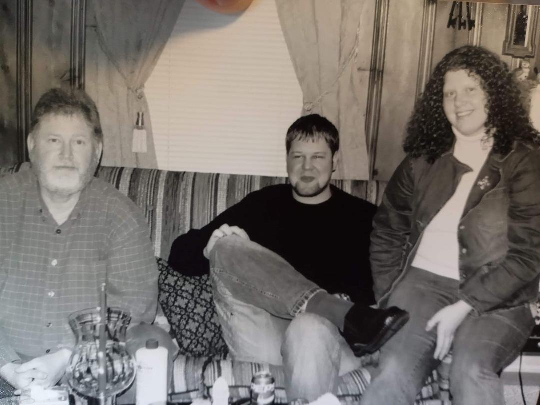 My niece Brandi Weller took this photo in 2005 at my moms.