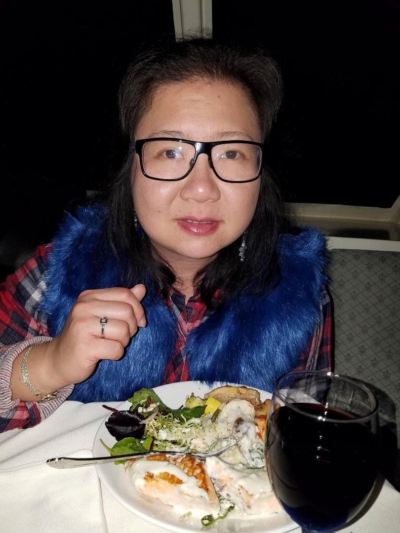 We are eating dinner right under the Golden Gate Bridge
