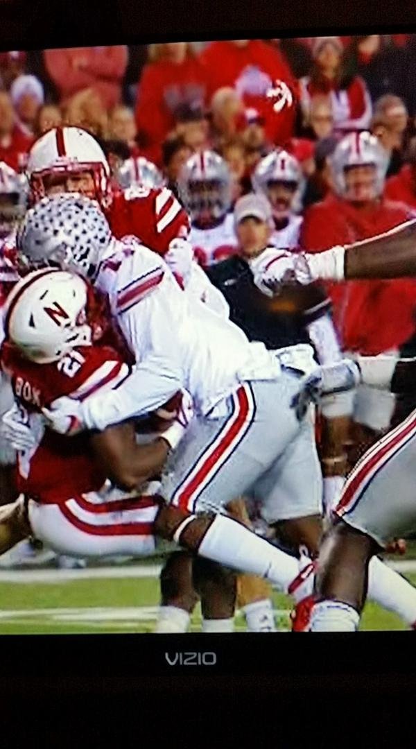 Ever hit sombody so hard his mouthpiece gets more yards then he did. Ya me niether.