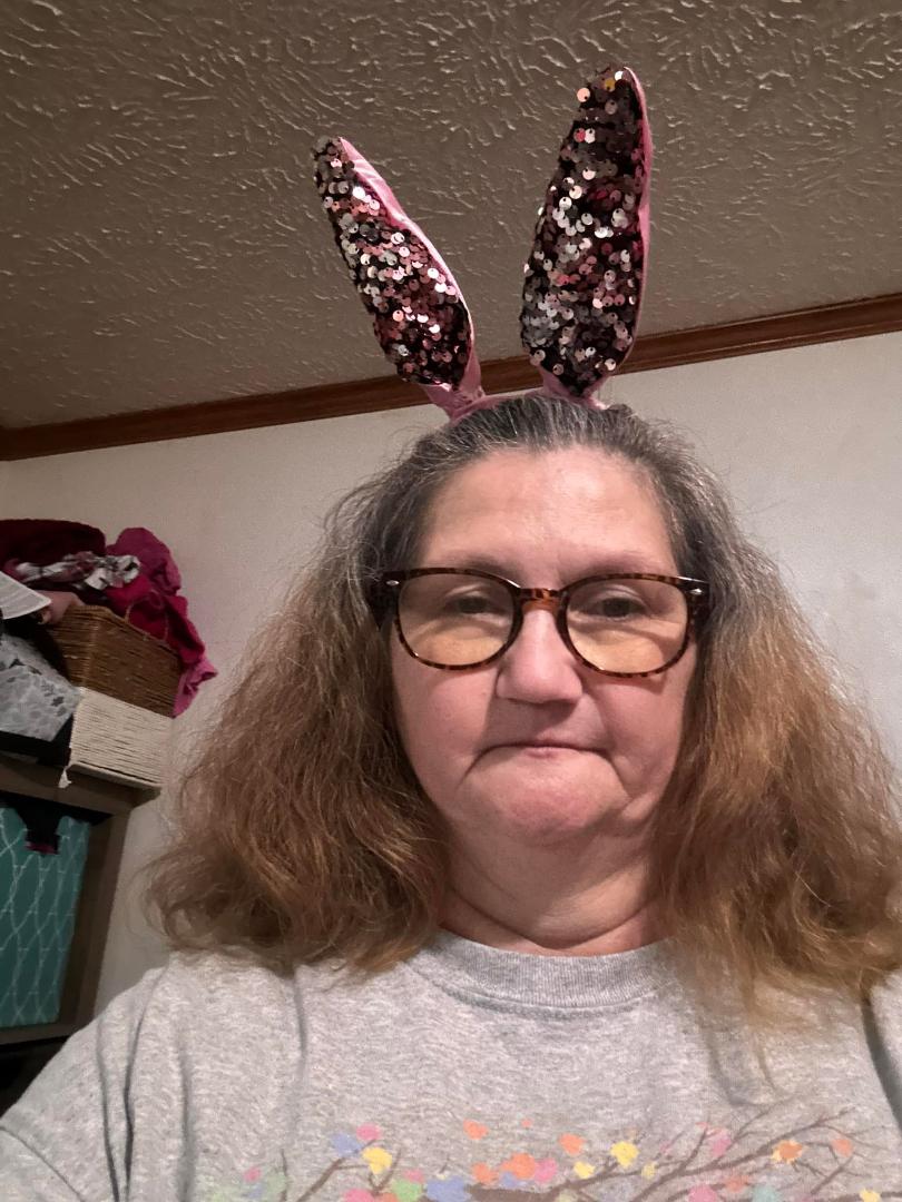 Shanda Lewis' album, Mobile uploads