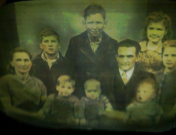 Dot Young's album, Young Family