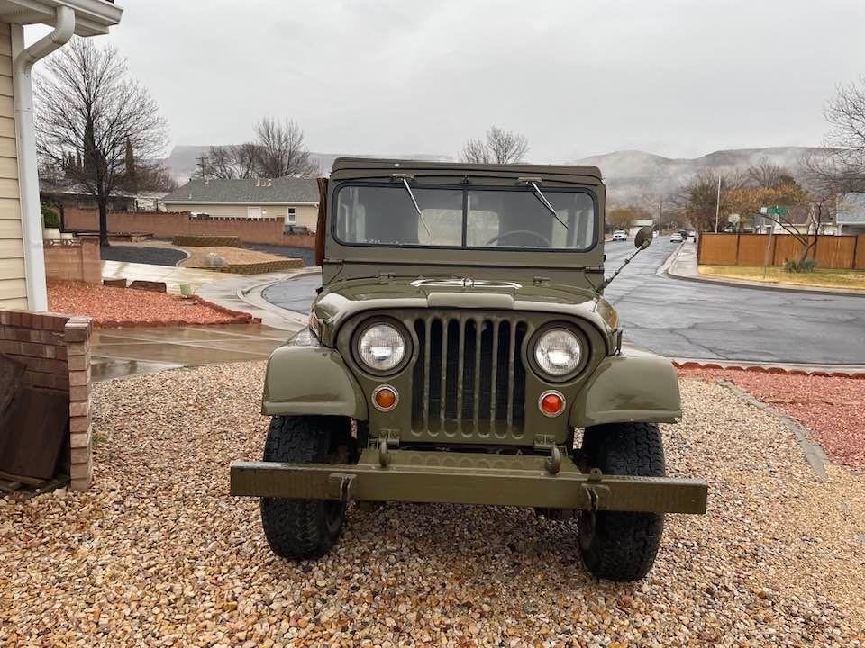 This followed me home from Cedar City UTah. I think I may Keep it.