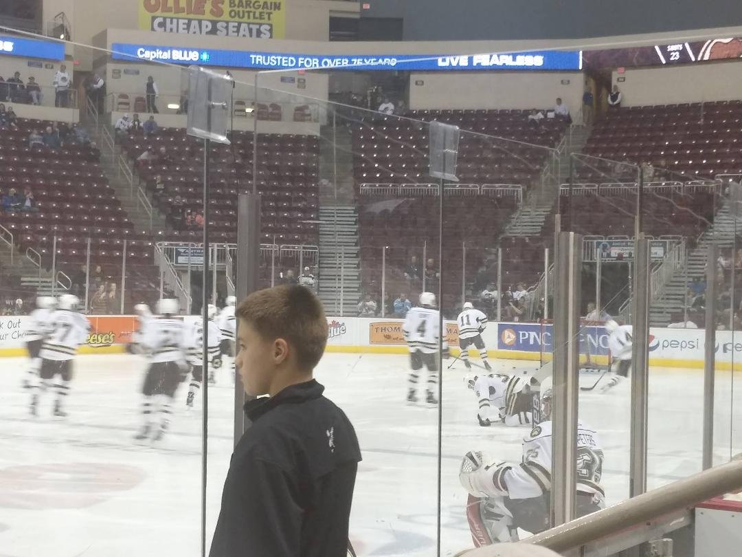 Hershey Bears warm up - YAY!