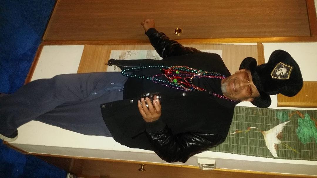 If you are not Letting The Good Times Roll then you may be stuck like Chuck. Lol. I feelin the spirit of Marti Gras at the Esquire Club gettin my Roll on.