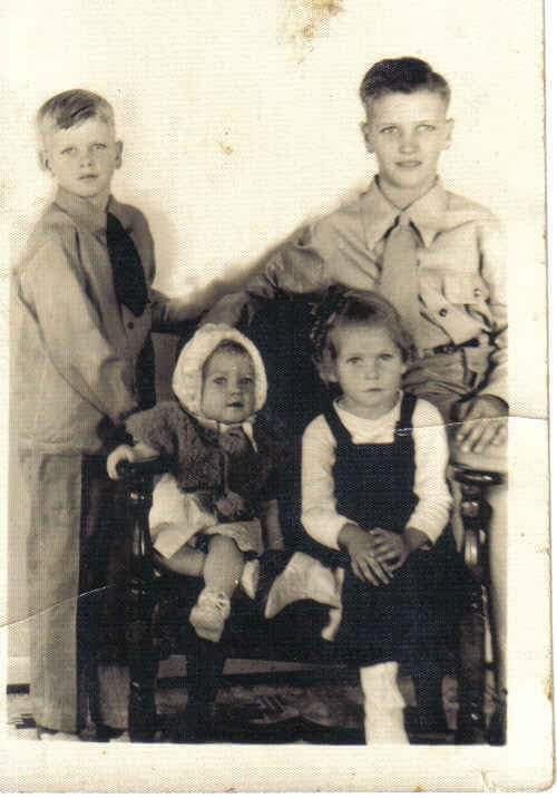 HAPPY SIBLINGS DAY!!