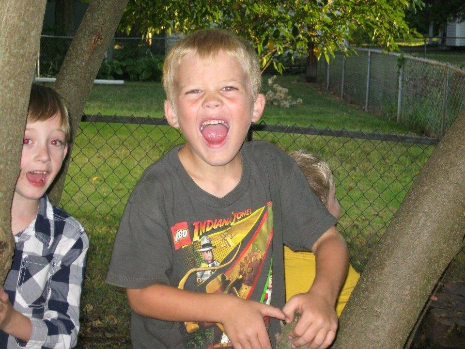 Lucas ad Evan