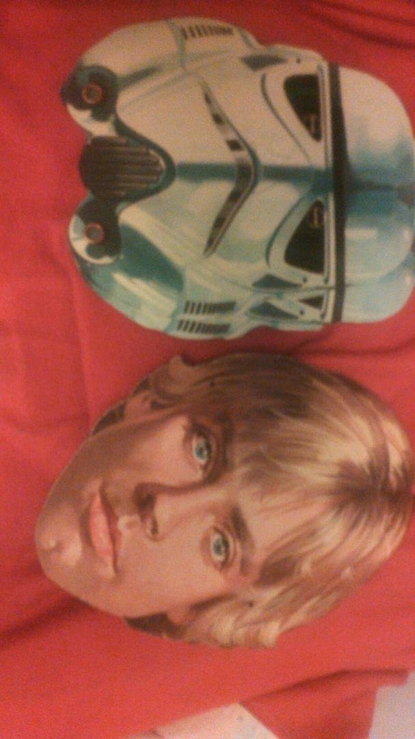 Cool and really rare 1984 Star Wars Kellogg's cereal box Halloween masks that were never used