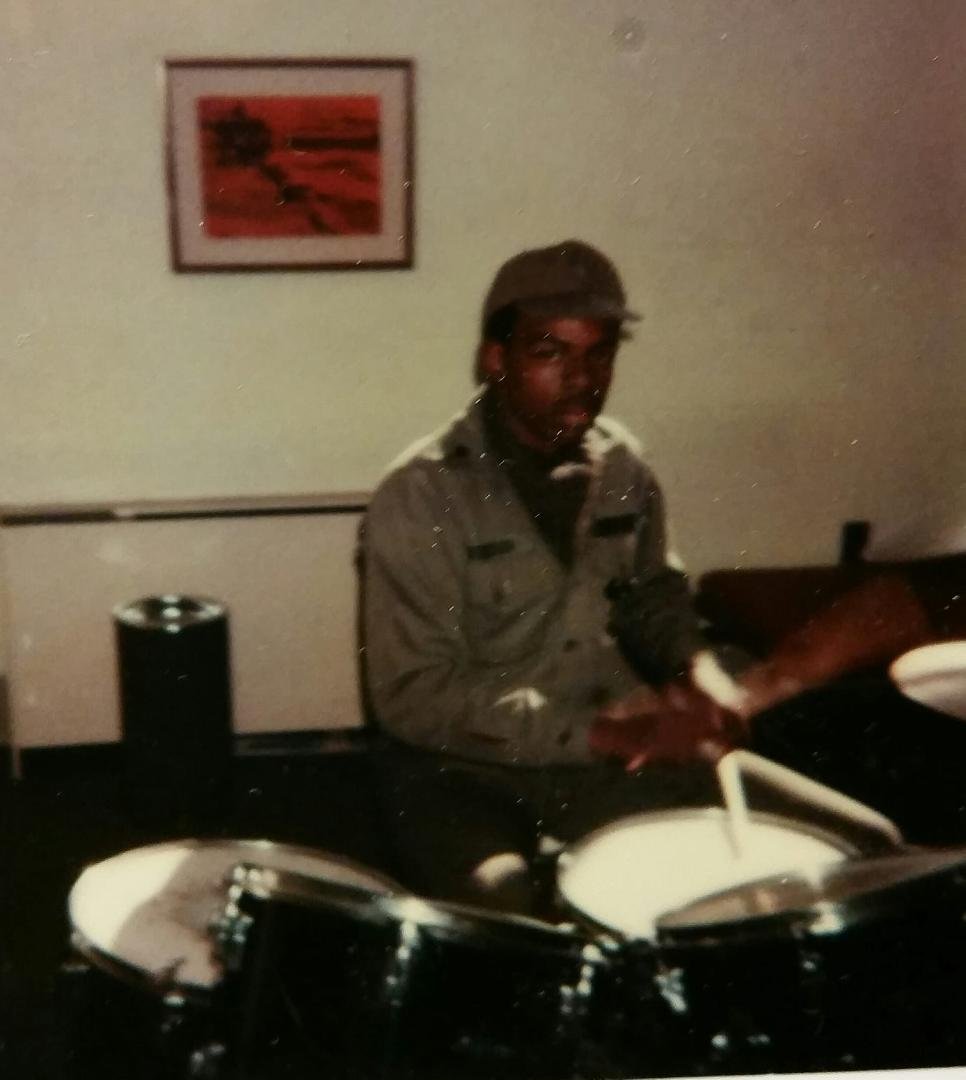 That's me 1977 Fort Campbell Kentucky I was 18 years old. Happy Veterans Day everybody.