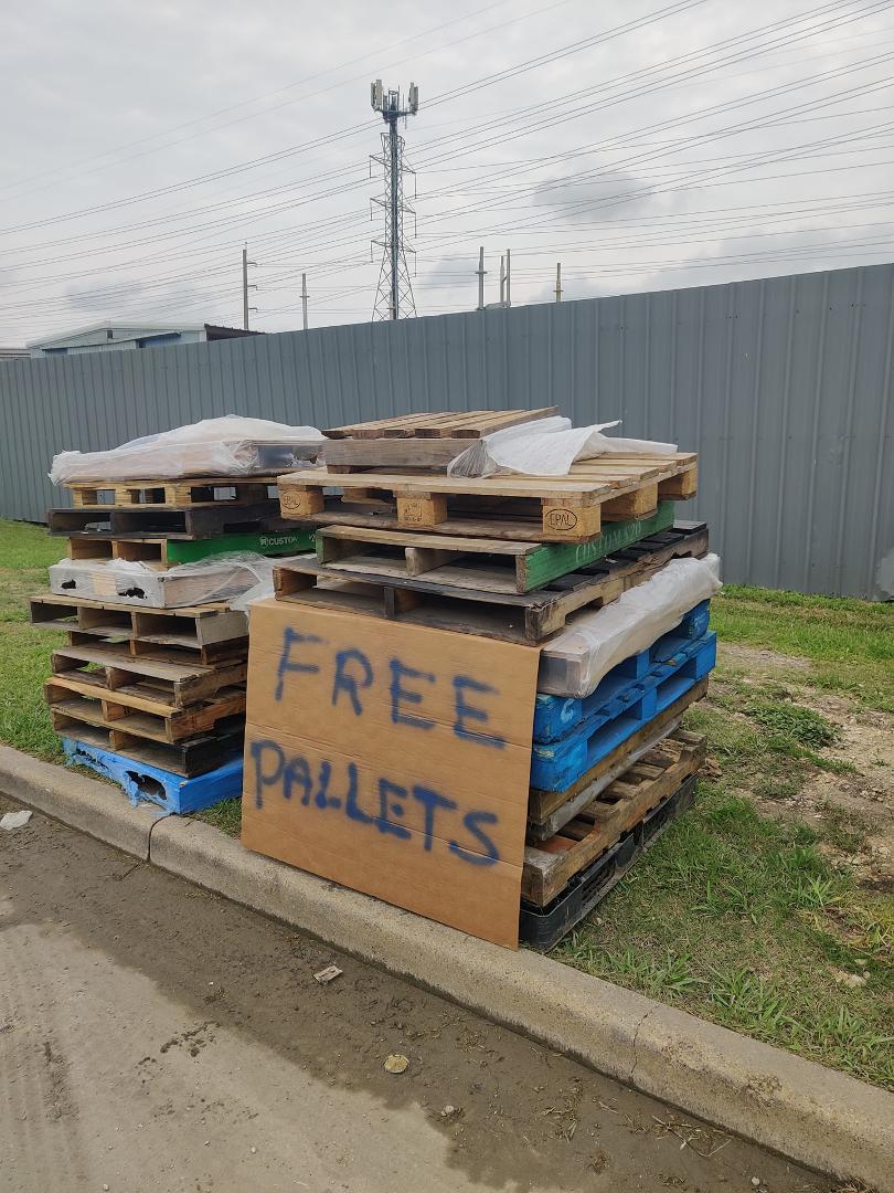 Free pallets
