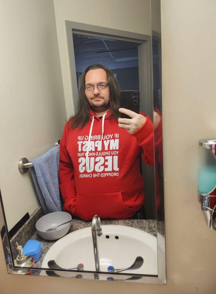 Diggin the new hoodie 😃