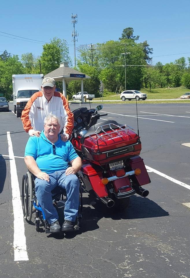 Buddy Warren stopped by for lunch today, had a great time. Thanx Buddy