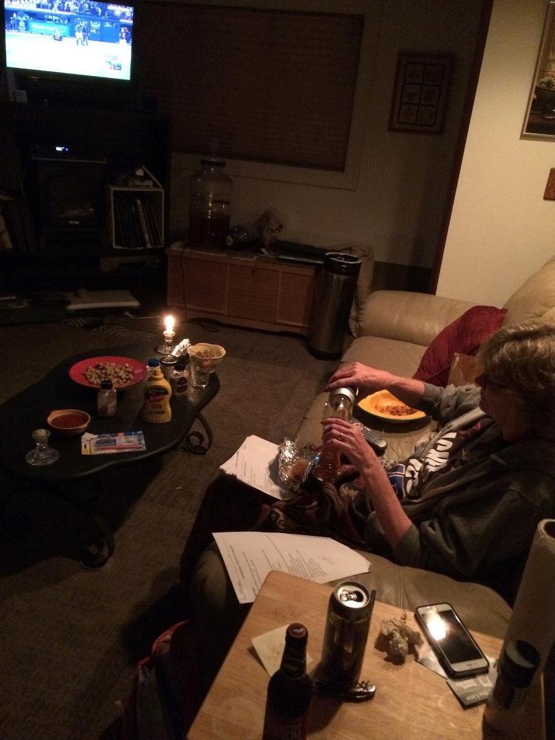 What c/b better than this?  Game 7, Cubs are up 5-1, watching the game eating peanuts, nachos w/ meat and cheese, hot dogs wrapped in foil, drinking great beers...  with my best buddy... by candlelight...all in the comfort 