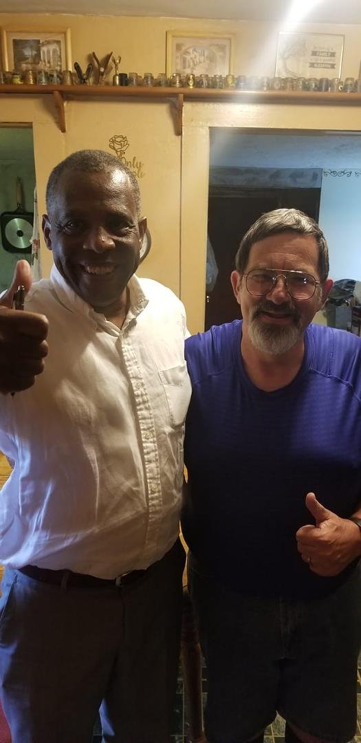 Enjoyed visiting with my long time friend Robert.  We go all the way back to grade school.