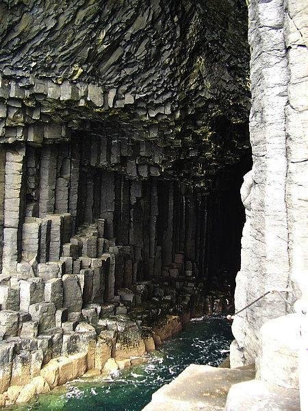 for those of you following my Ireland blog and for my musician friends - This is Fingal's  Cave that inspired Mendelssohn to write The Hebrides. It is in Scotland across the water from Giant's Causeway that we visited on Th
