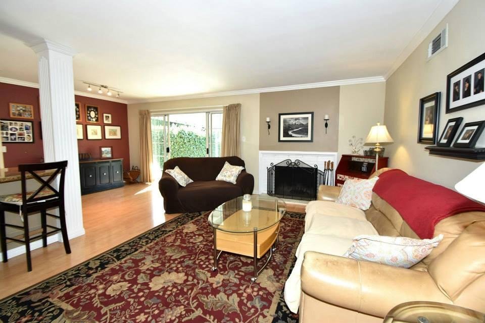 Beautiful Los Alamitos home in the highly coveted area of Rossmoor Highlands. Located in the award winning Los Alamitos school district including Rossmoor elementary, Oak middle and Los Alamitos high school. This home is a