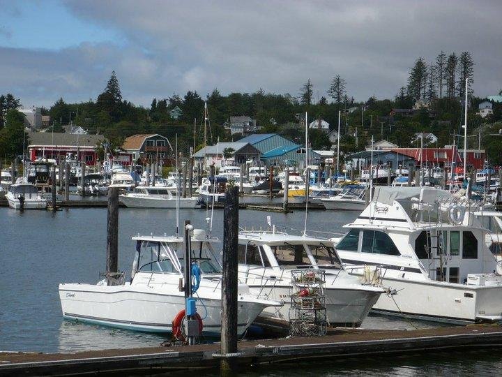 ILwaco Harbor (east )