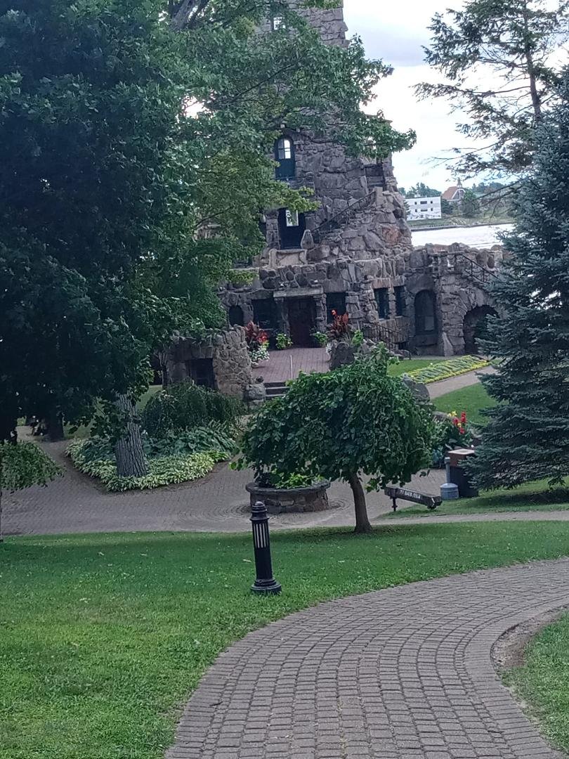 Christopher Loucks' album, Thousand Islands -Boldt Castle