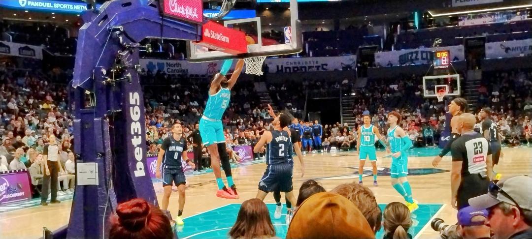 Definitely had to get a great shot of Mark Williams going up for a monster jam at the Hornets game tonight.
