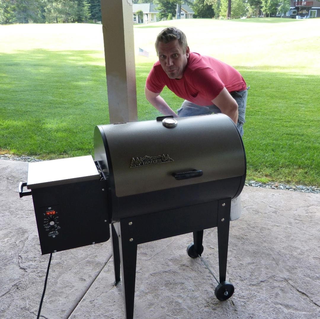 Dan Walker's album, 4th of July and bracking in the Treager Grill