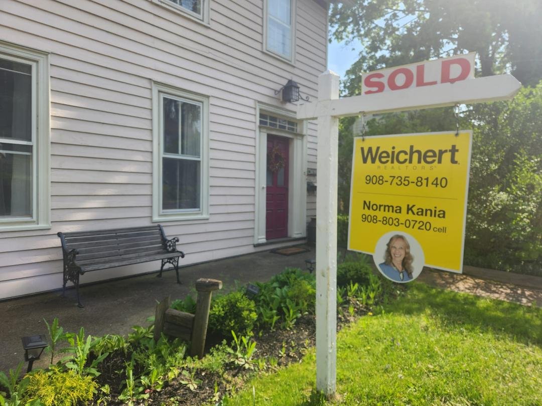 Successfully marketed and sold to a lovely family. Can't wait to have them as neighbors!