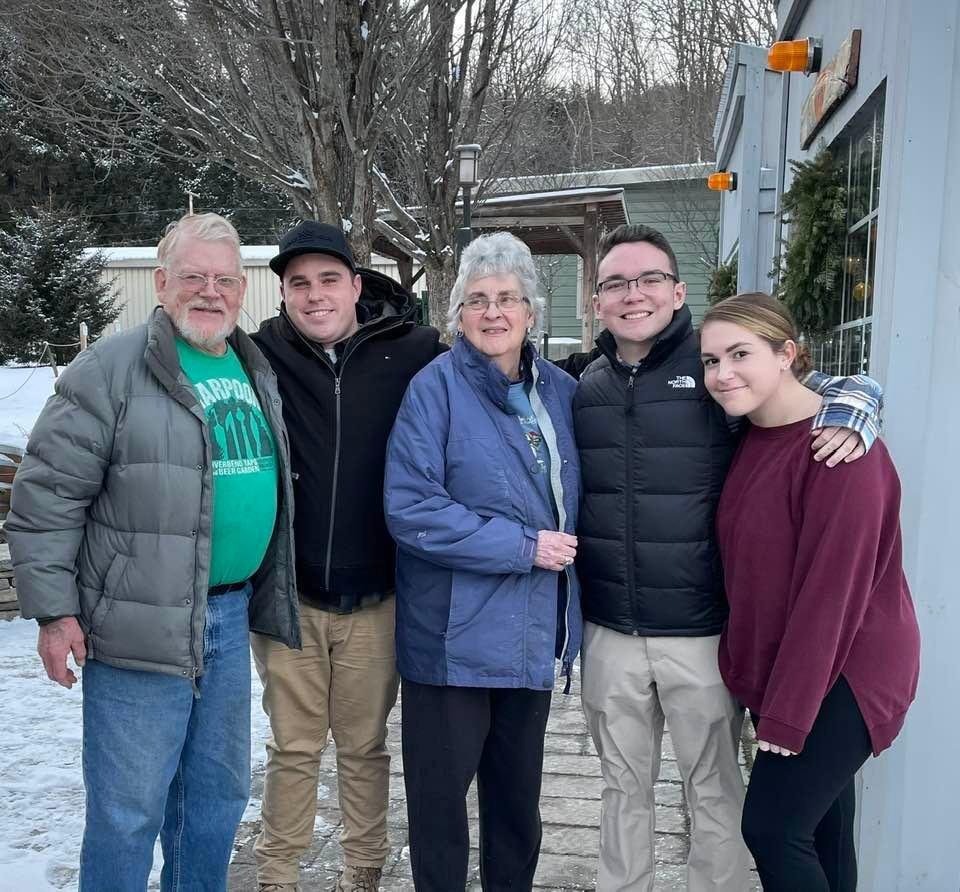 Us and the grandkids. Moi,Jordan,Mom,Christopher and Savannah.