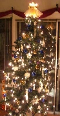Got the tree up &decorated( was easyier than trying to get it posted on here) MERRY CHRISTMAS TO ALL !!