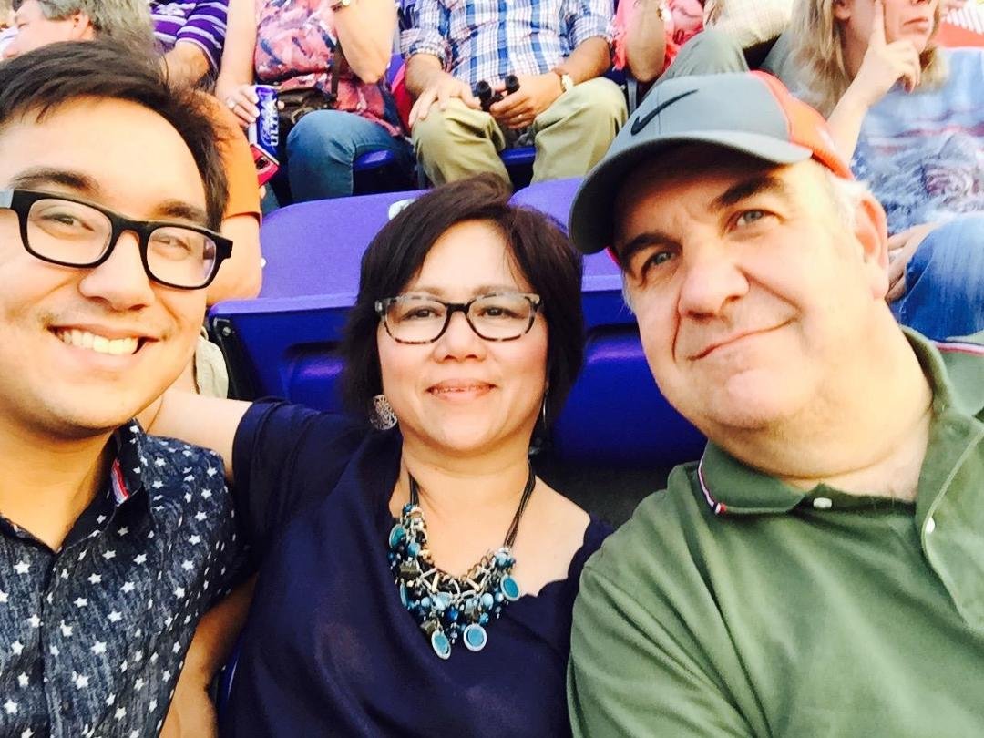 Enjoying Lee Ann Rimes and waiting for Billy Joel