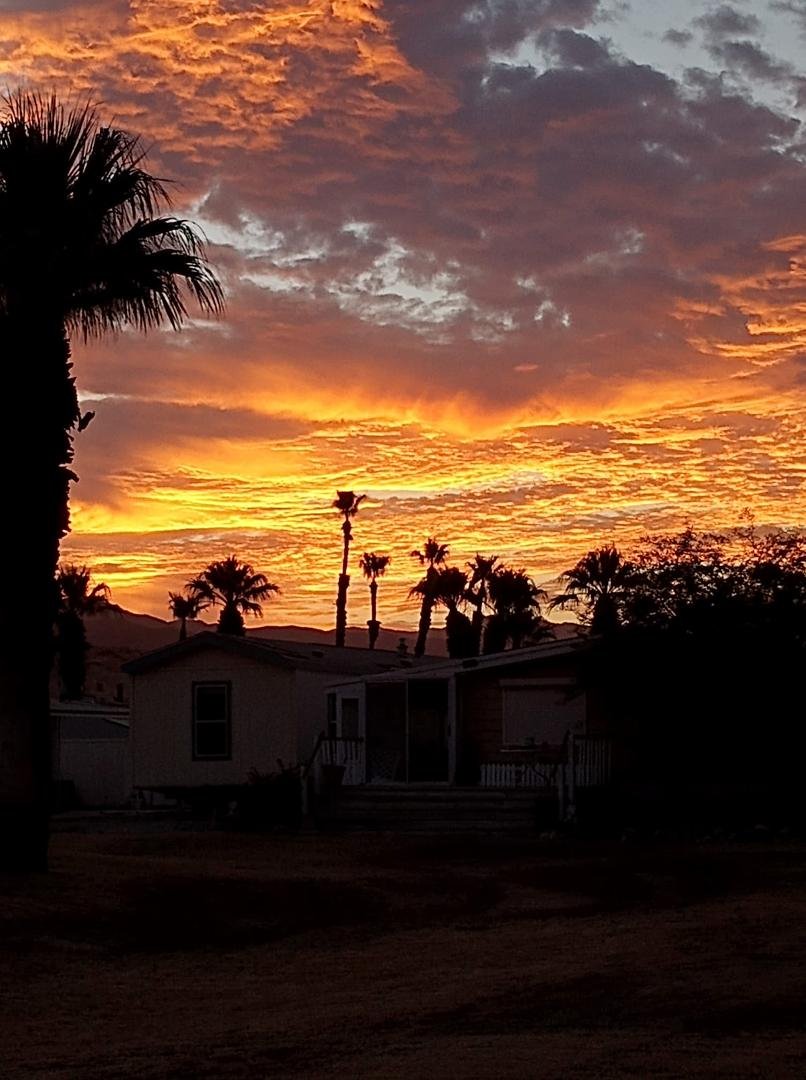 Maybe deleted this morning's sunrise by accident...too awesome not to share again, so happy SonDay!