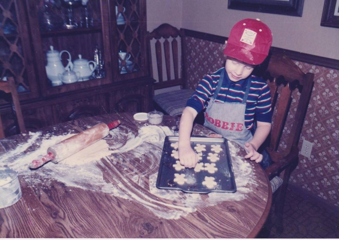 TBT- When was the last time I baked Christmas cookies? But enjoy the memories of making cookies when the kids were little. They were great little helpers.