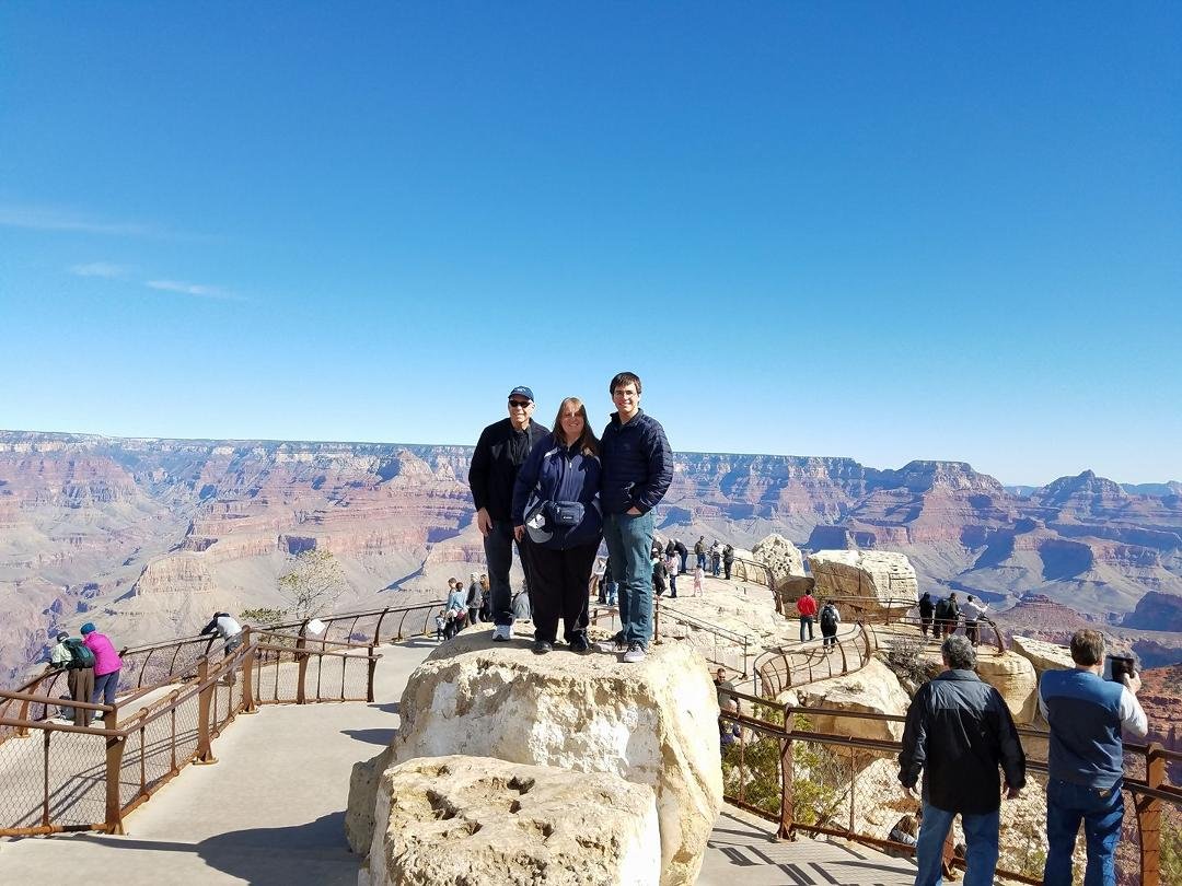 In today's edition of "Where's David "........ ???? (And Kevin and Lorraine)