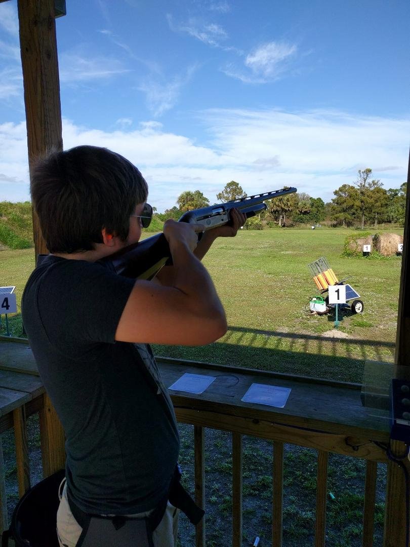 Starting off this "work-week" with a catch-up post on the travel blog. There's GUNS!!!
http://christof-journeyofman.blogspot.com/