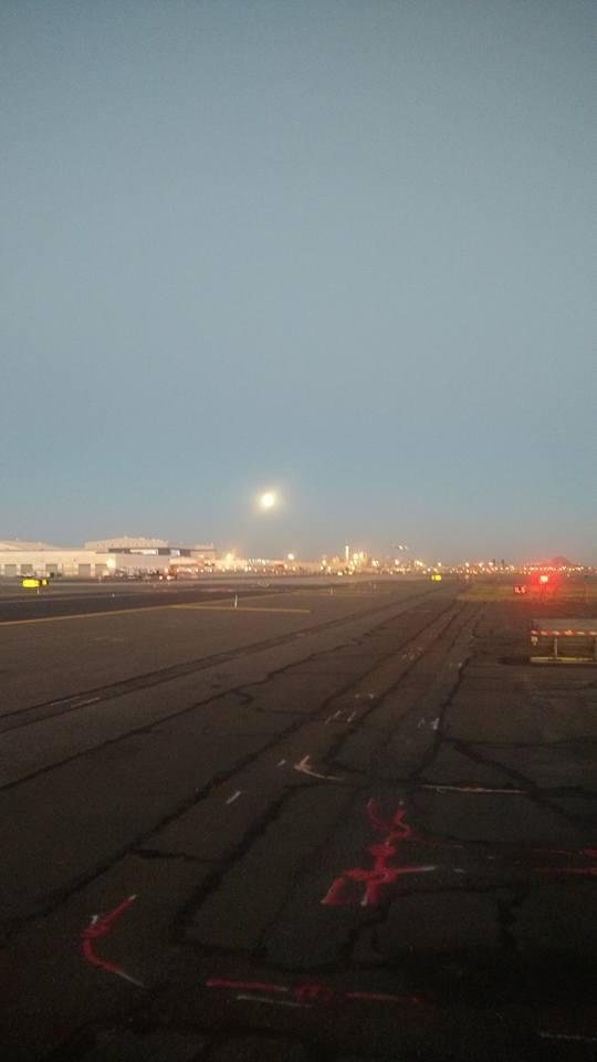 Super moon from Newark airport!