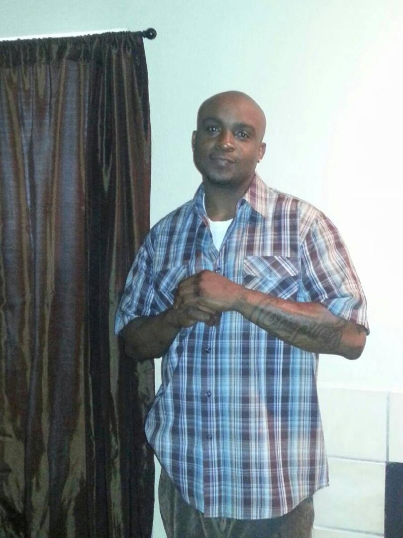 Anthony Hil's album, Mobile Uploads