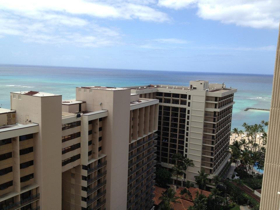 Just checked in at the beautiful Hilton Hawaiian Villiage. Only problem so far is the price-gouging $16.95/day Internet fee. When will they learn?