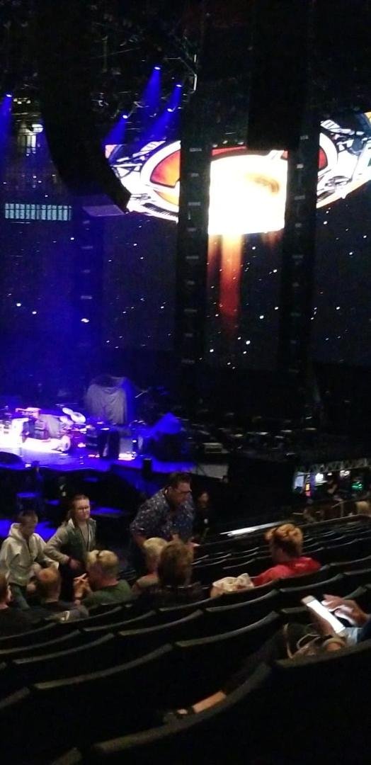 About to see one of the best bands of all time. ELO