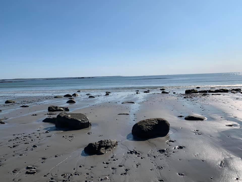 I ask those who like me, love the sea to join the challenge of posting their own photo of the sea. Just one photo, no description. The goal is to post positive things instead of spreading negativity.
Just copy the text and